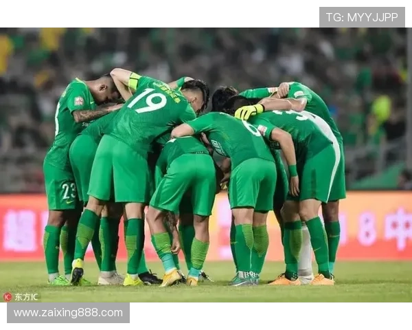 南京足球队以90分稳居冠军赛积分榜首位争夺冠军形势明朗